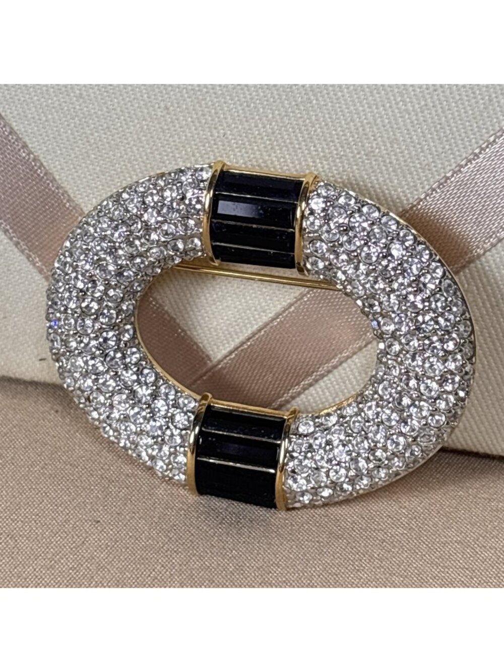 SAL Signed Black & Clear Swarovski Crystal Gold Plated Pave Oval Brooch A32